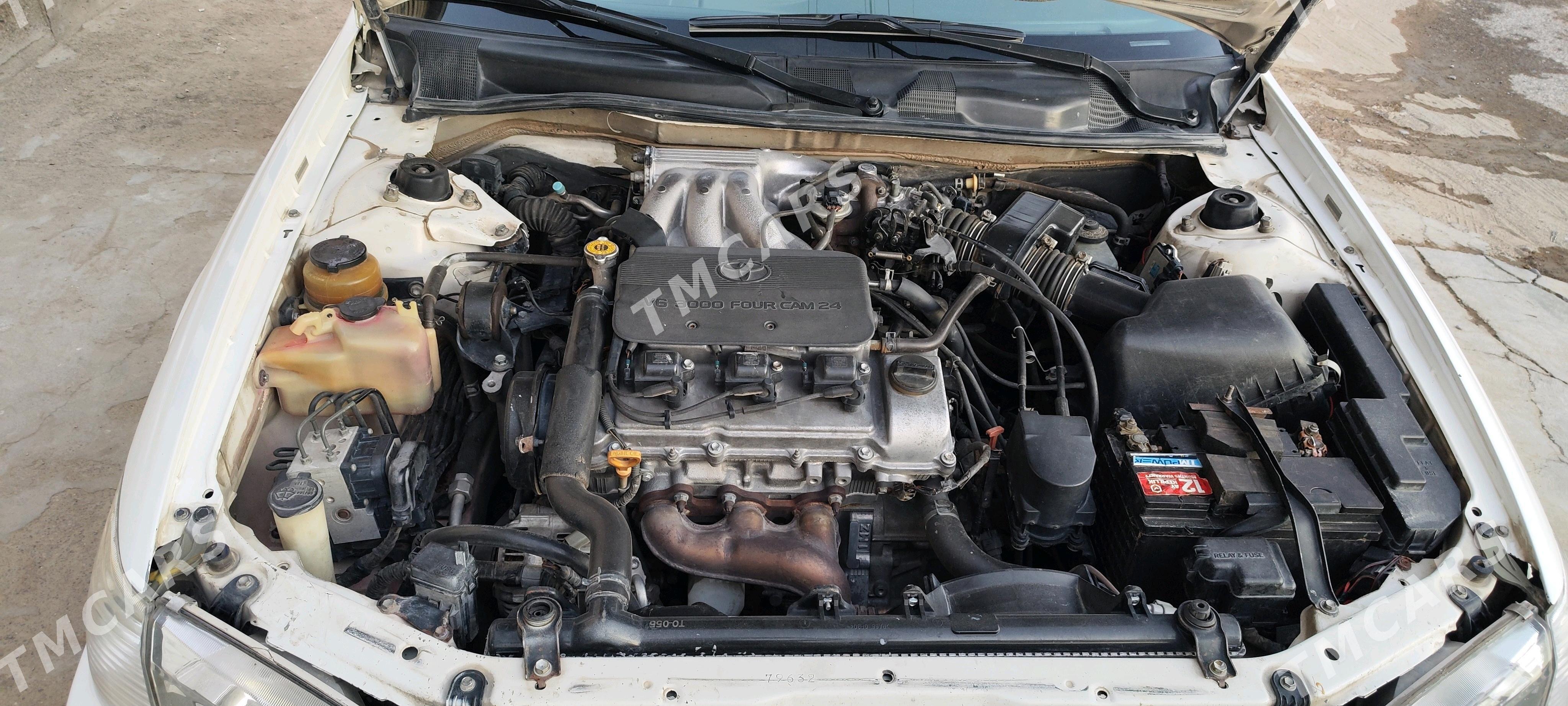 Toyota Camry 2000 - 165 000 TMT - Байрамали - img 6