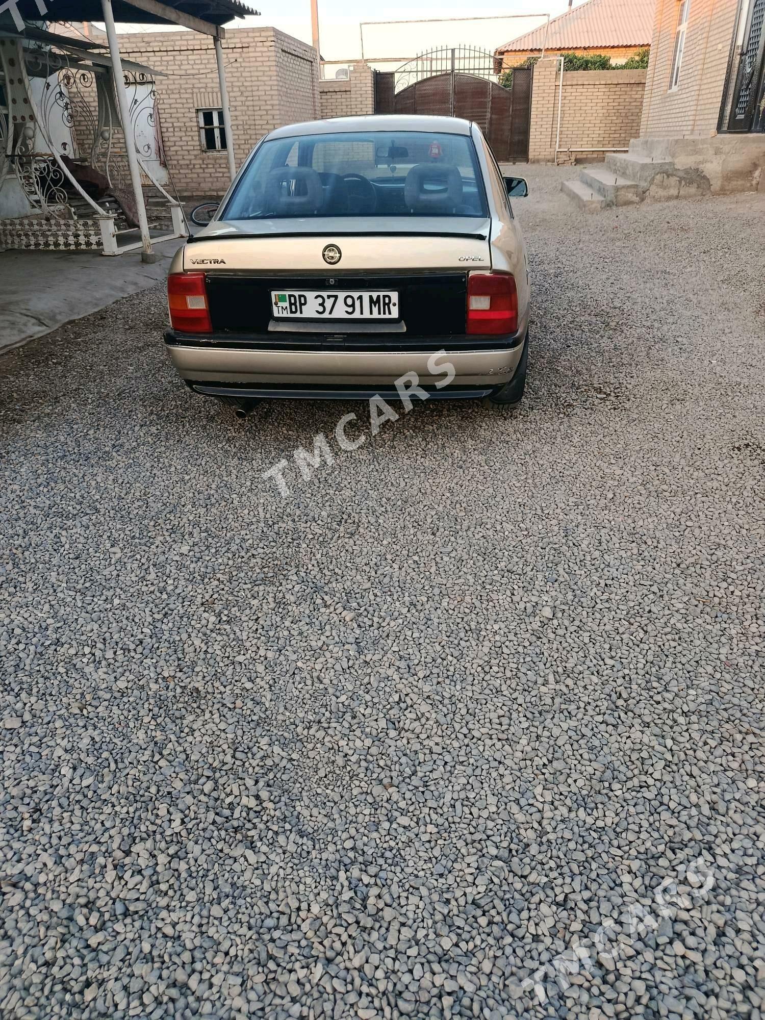 Opel Vectra 1992 - 32 000 TMT - Wekilbazar - img 2