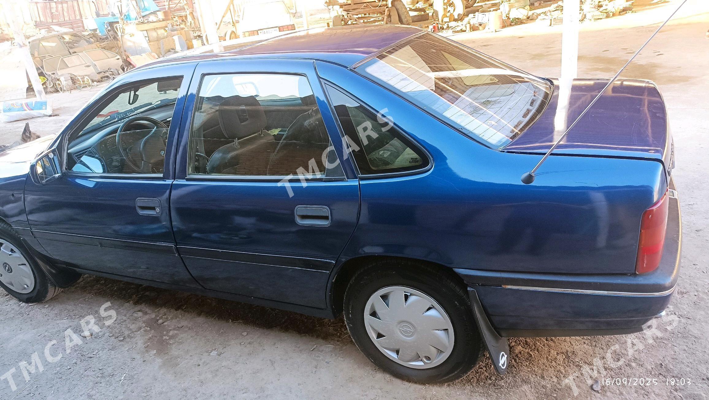 Opel Vectra 1992 - 35 000 TMT - Mary - img 6
