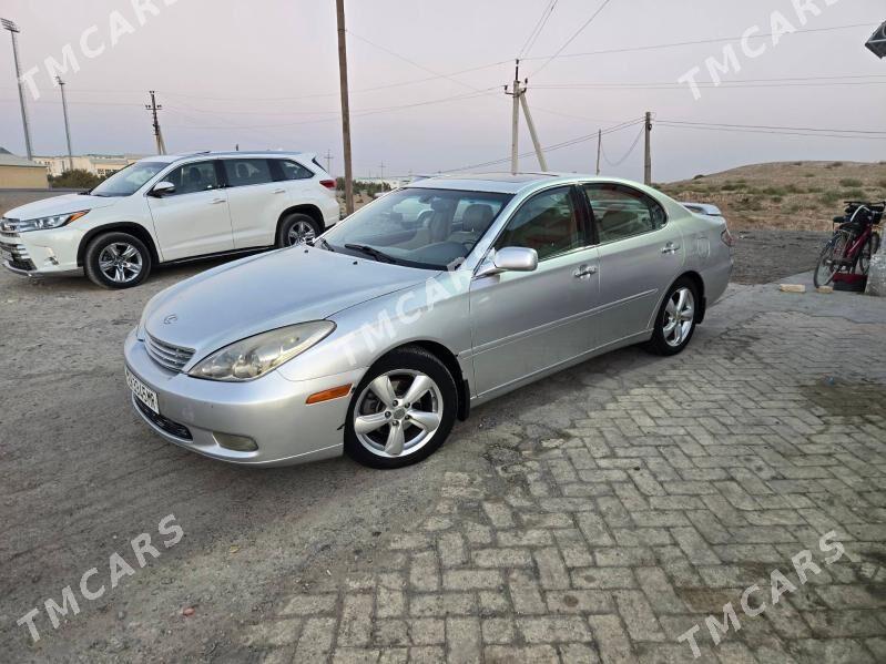 Lexus ES 300 2002 - 155 000 TMT - Ýolöten - img 4