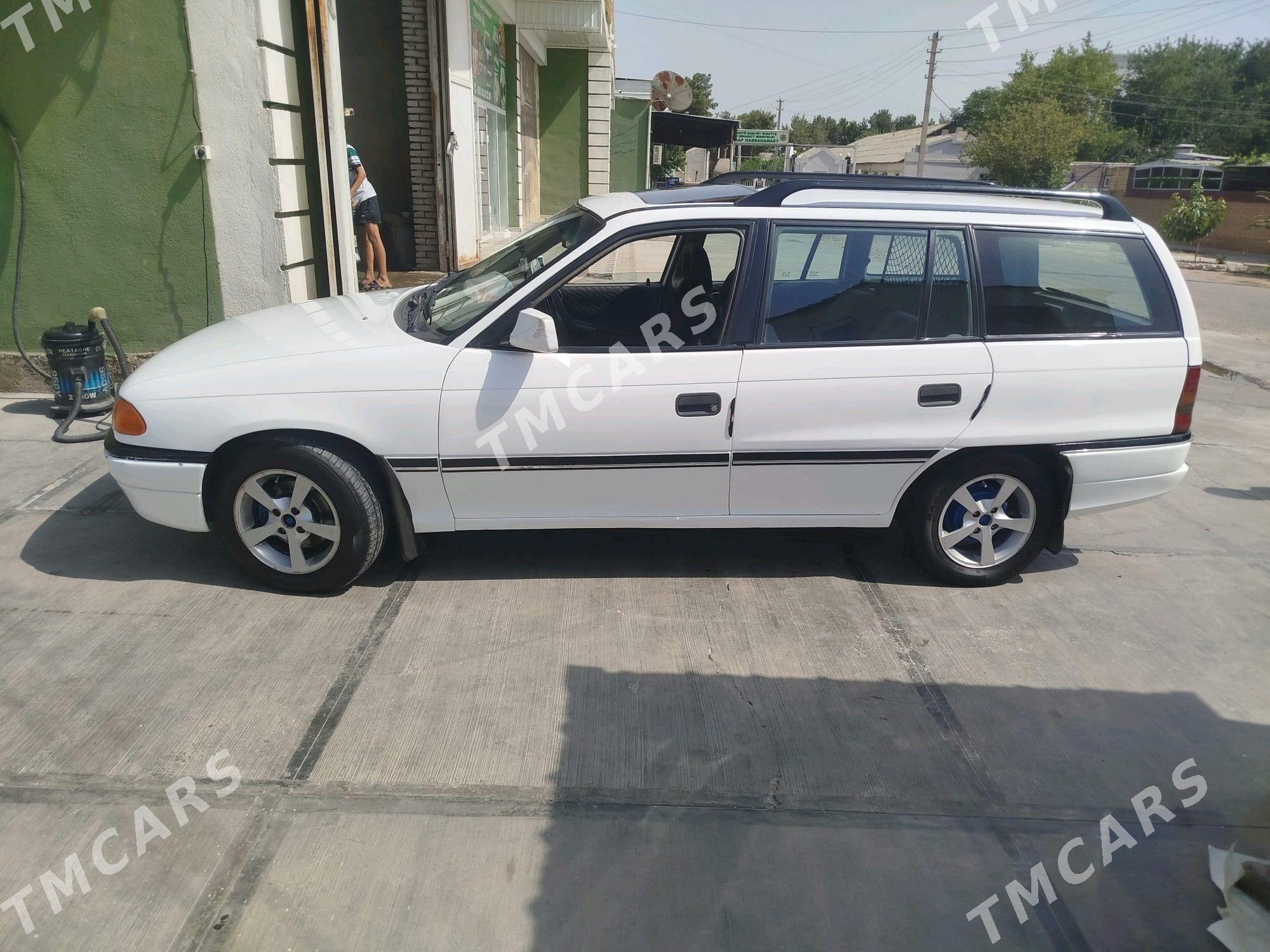 Opel Astra 1992 - 46 000 TMT - Mary - img 6