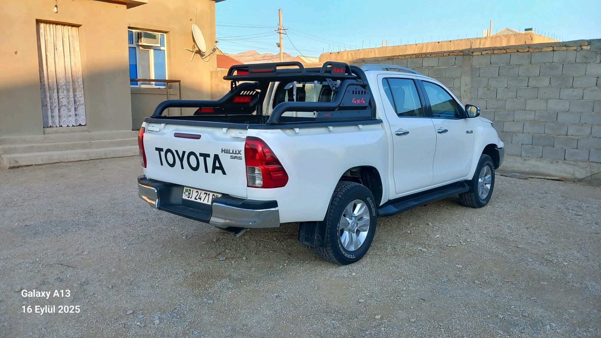 Toyota Hilux 2016 - 450 000 TMT - Гызыларбат - img 6