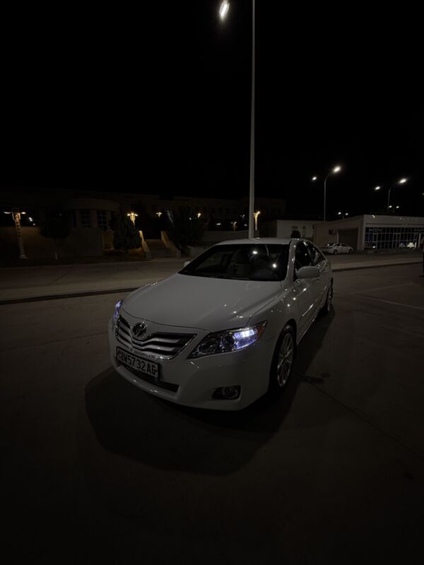 Toyota Camry 2010 - 200 000 TMT - Aşgabat - img 10