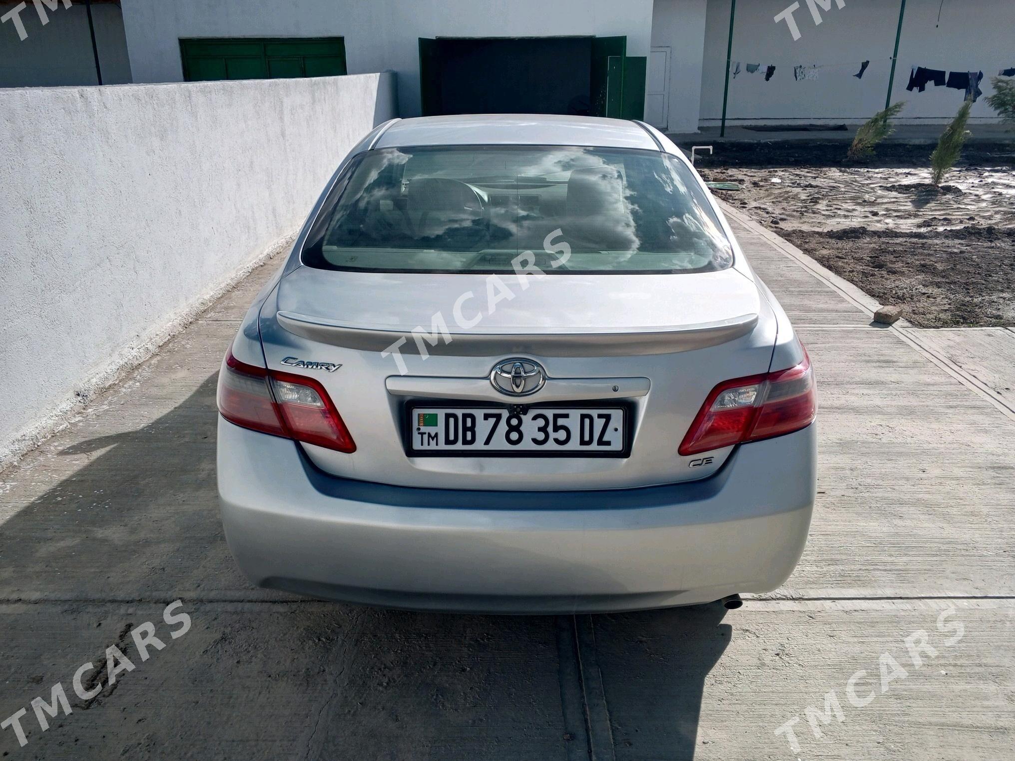 Toyota Camry 2006 - 165 000 TMT - Köneürgenç - img 6