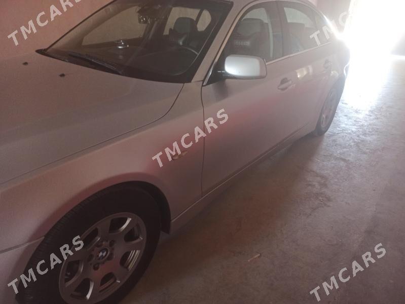 BMW 530 2004 - 160 000 TMT - Туркменабат - img 3