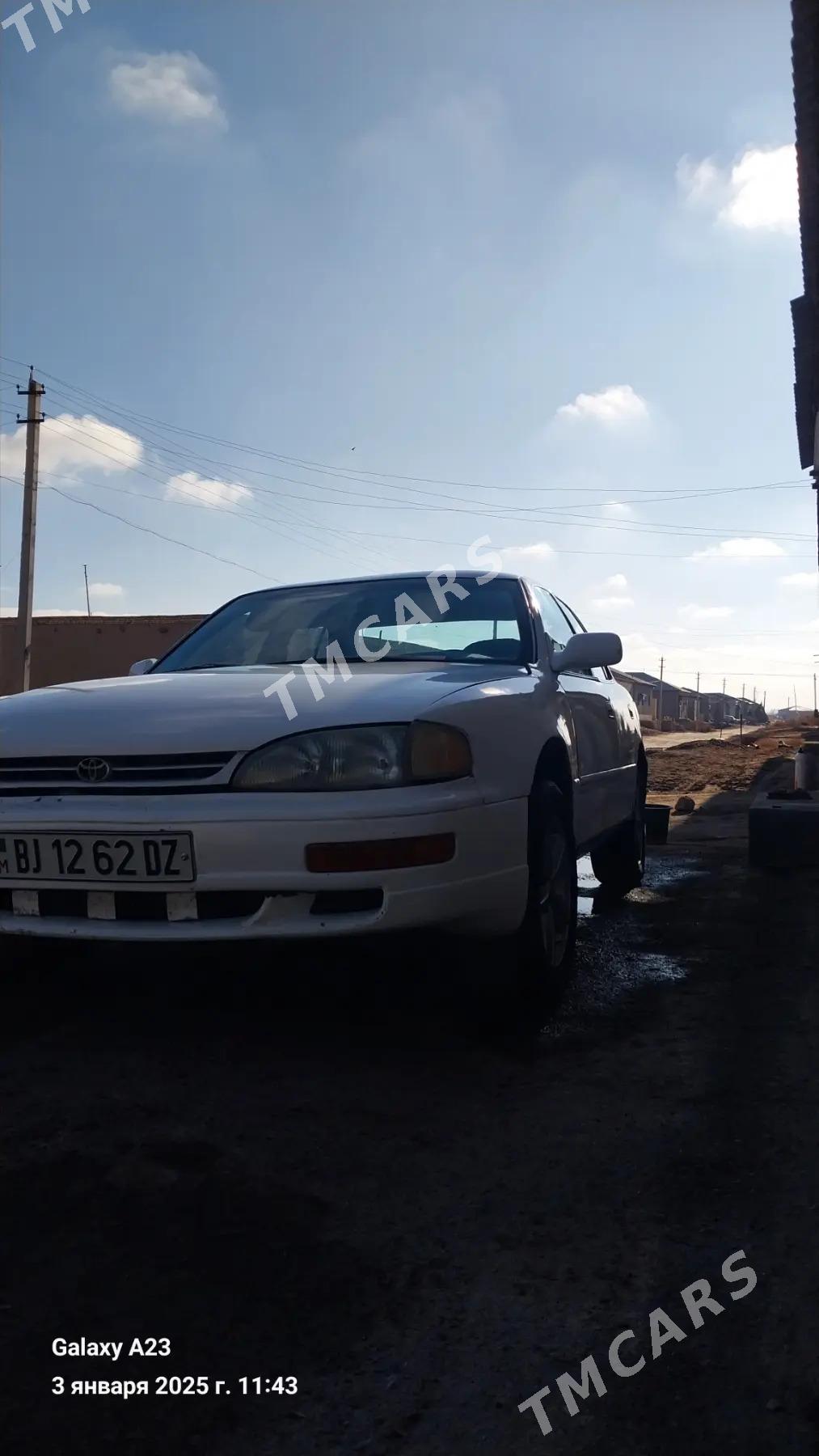 Toyota Camry 1993 - 100 000 TMT - Gubadag - img 2