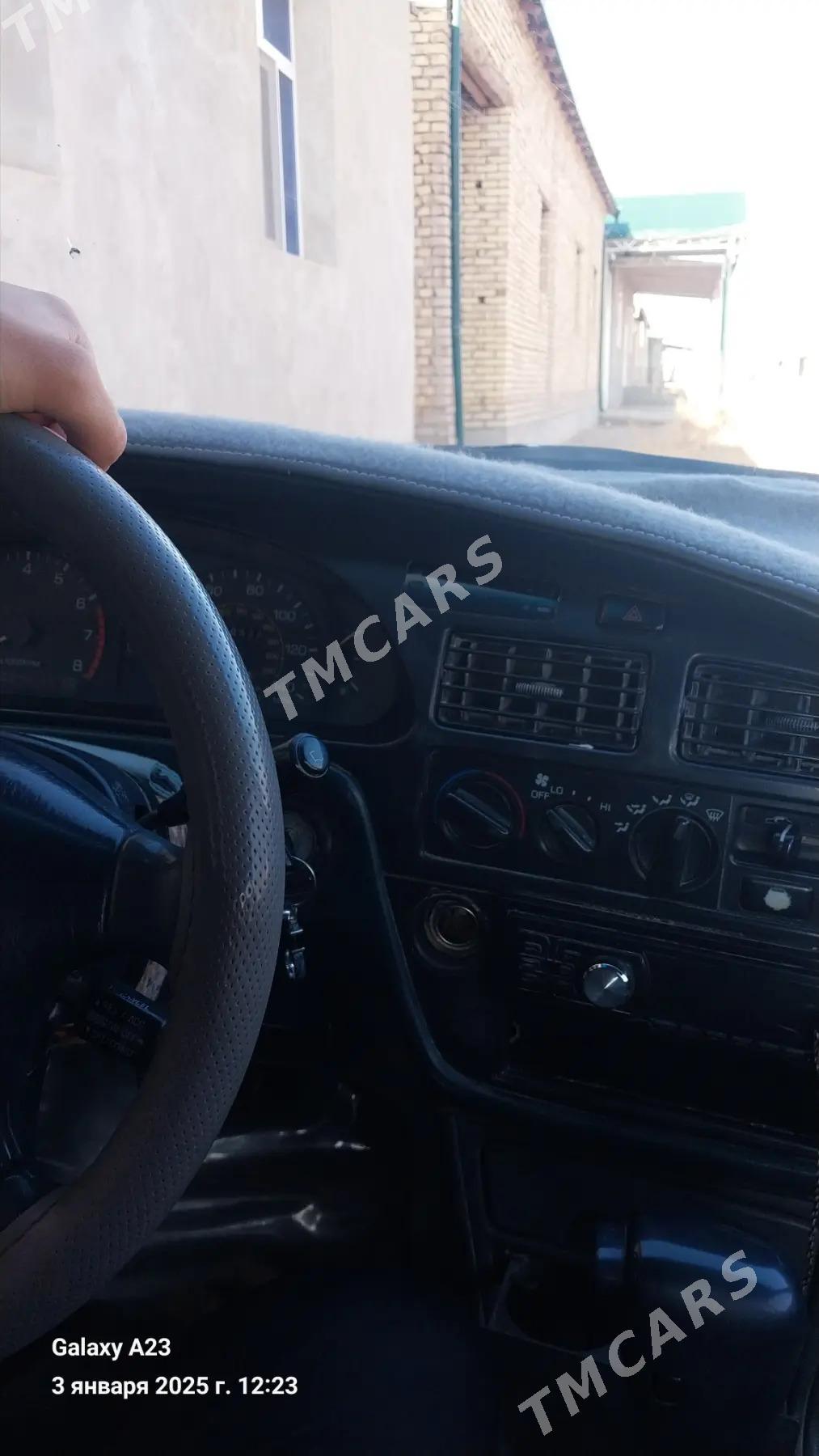 Toyota Camry 1993 - 100 000 TMT - Gubadag - img 3