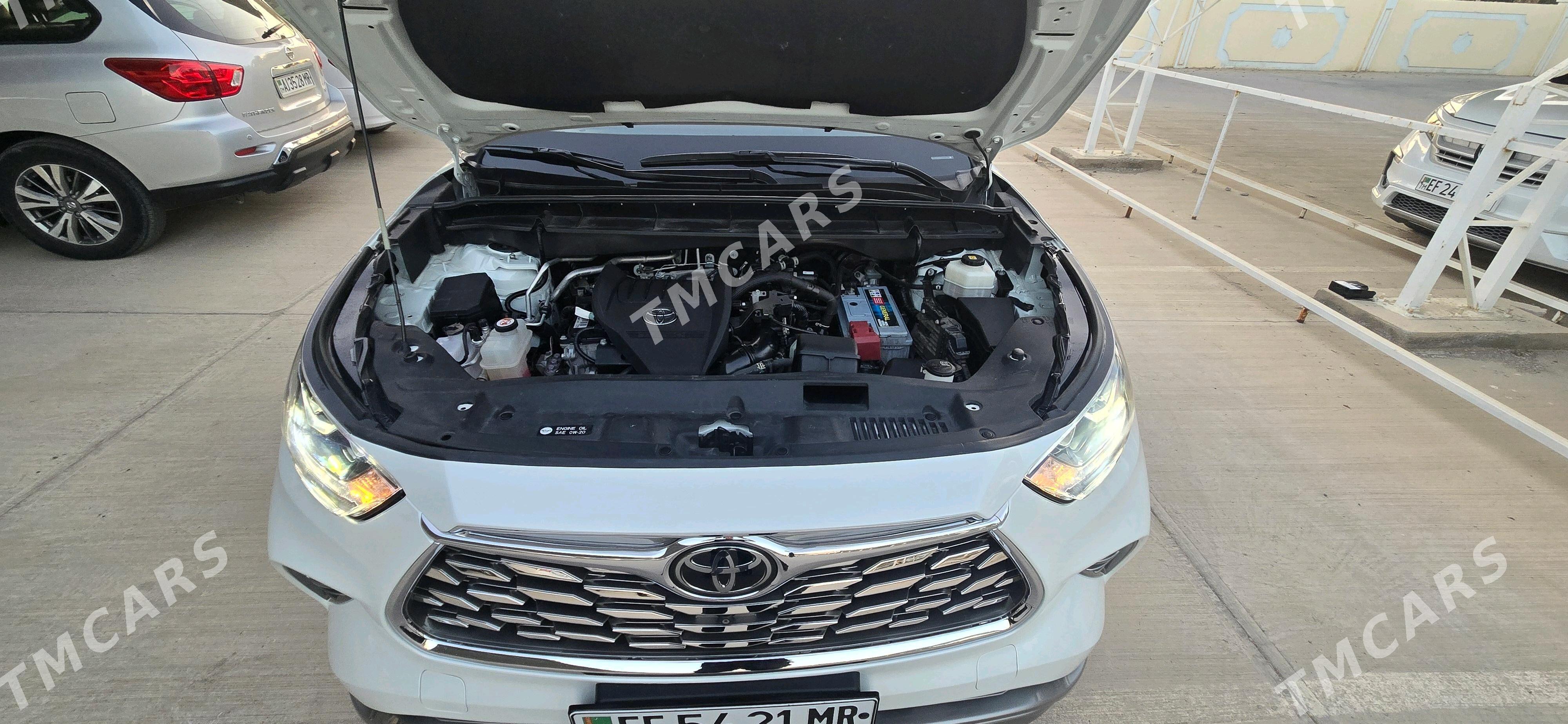 Toyota Highlander 2023 - 495 000 TMT - Baýramaly - img 9