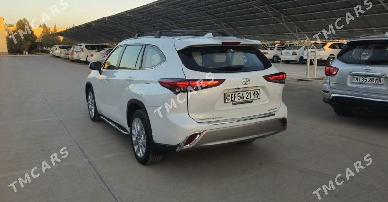 Toyota Highlander 2023 - 495 000 TMT - Baýramaly - img 2
