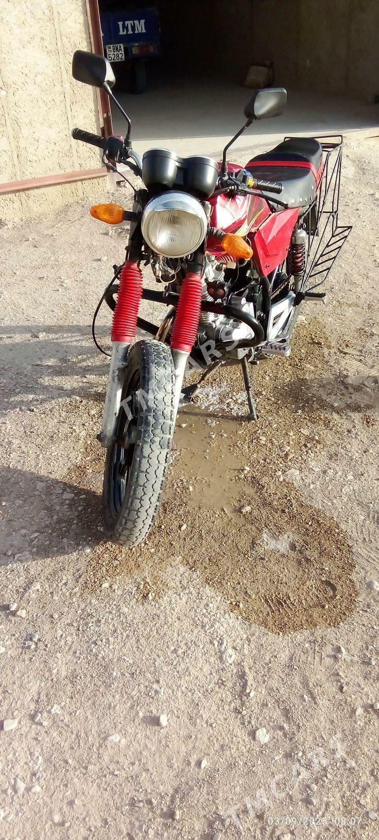 Fekon FK200-14G 2016 - 7 000 TMT - Гумдаг - img 2