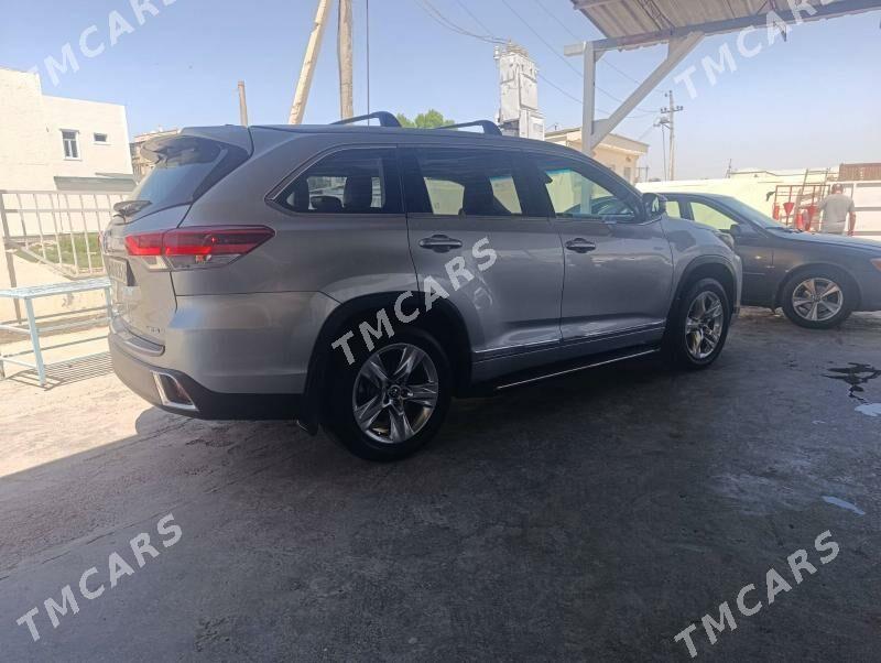 Toyota Highlander 2018 - 469 000 TMT - Türkmenabat - img 6