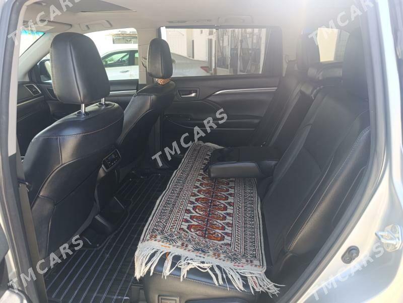 Toyota Highlander 2018 - 469 000 TMT - Türkmenabat - img 9