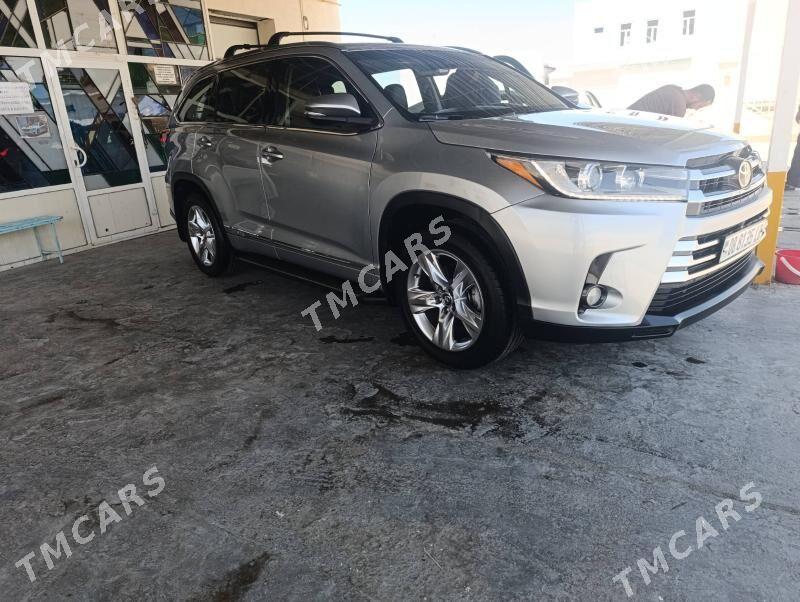 Toyota Highlander 2018 - 469 000 TMT - Türkmenabat - img 8