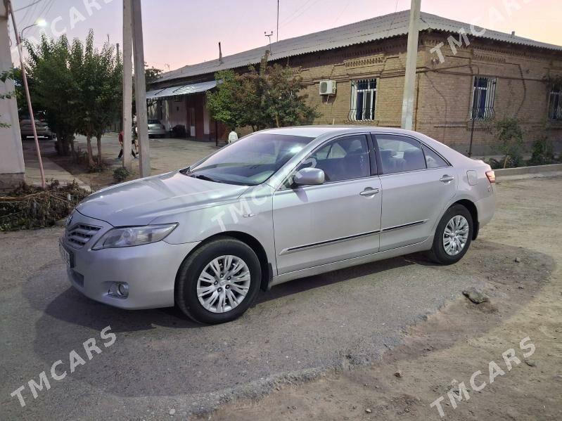 Toyota Camry 2010 - 135 000 TMT - Дашогуз - img 4