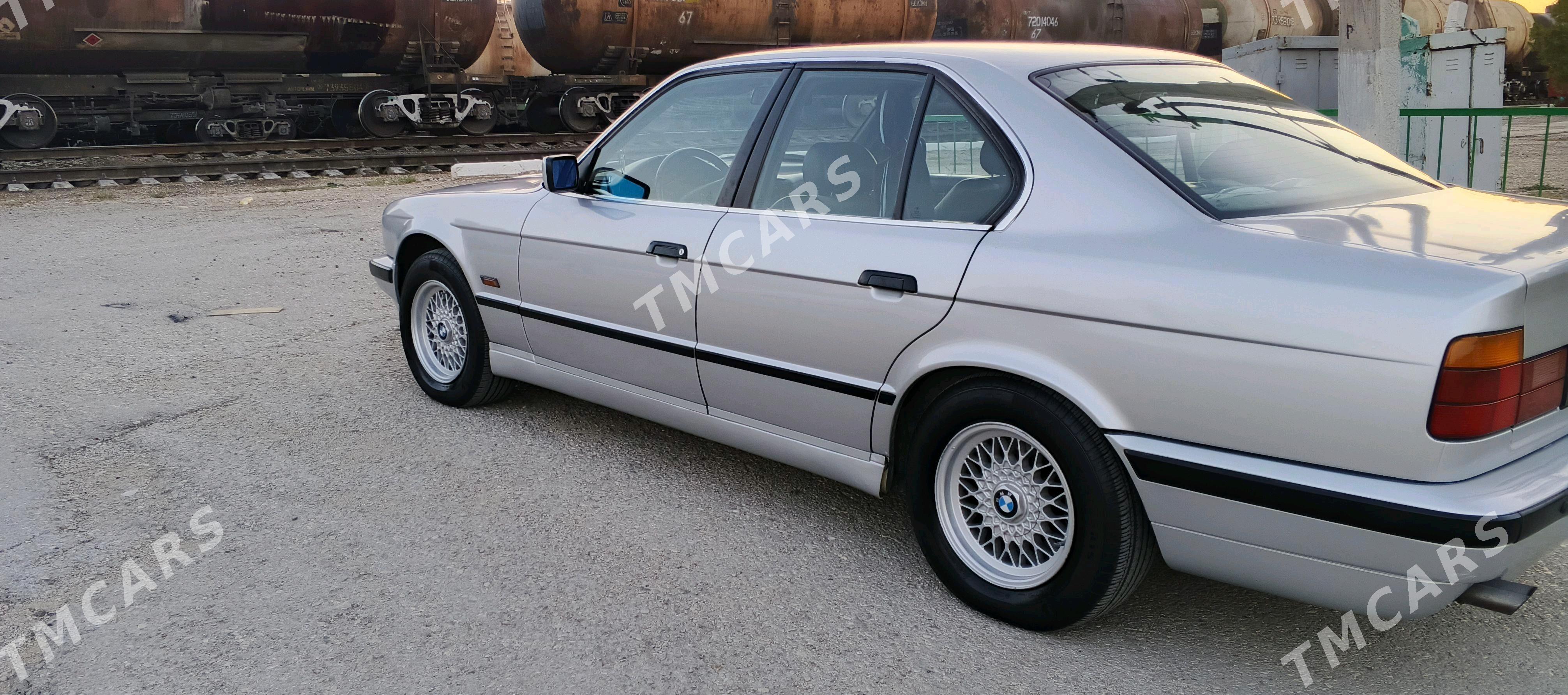 BMW 525 1991 - 70 000 TMT - Balkanabat - img 4