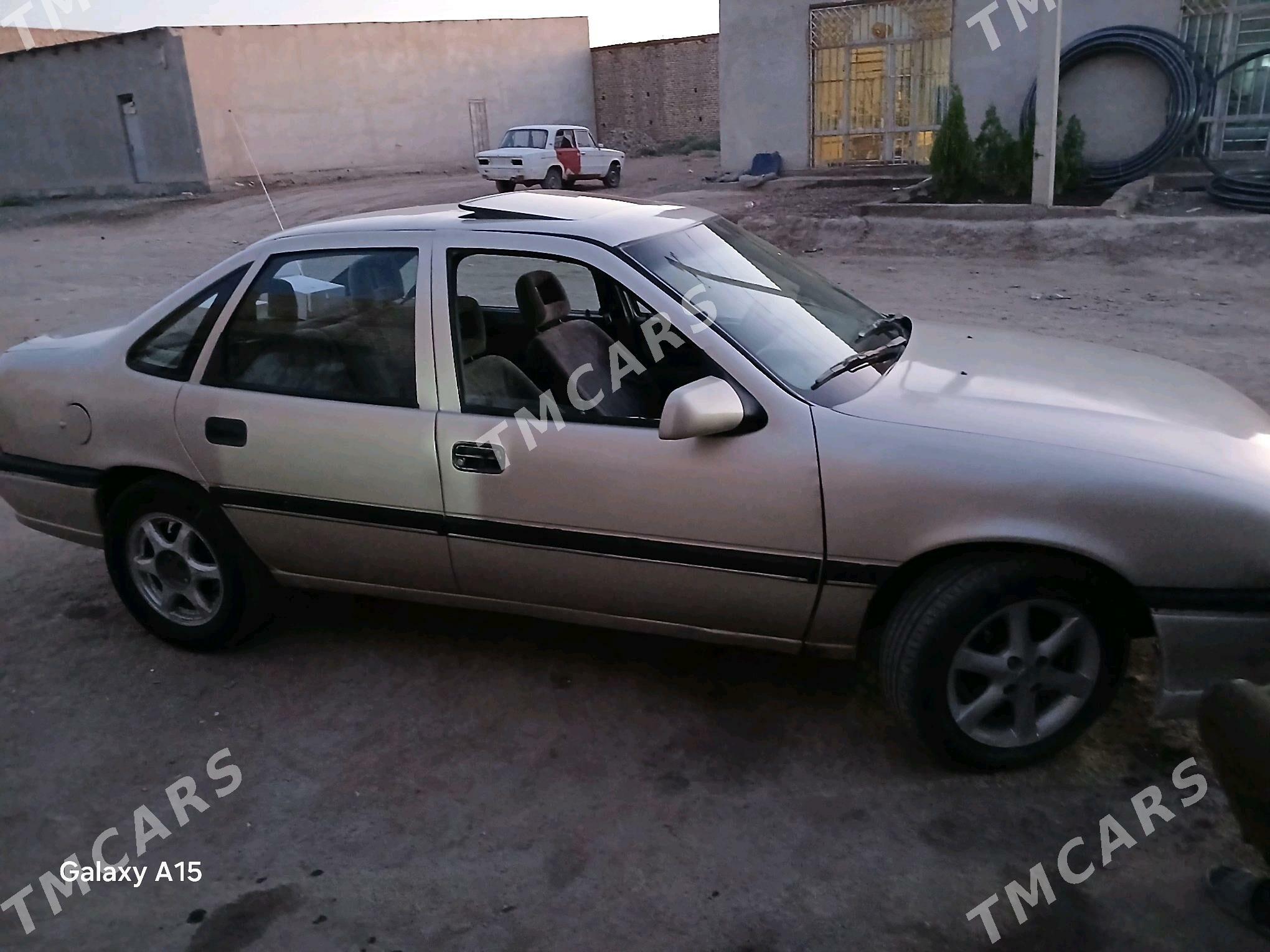 Opel Vectra 1994 - 32 000 TMT - Gubadag - img 4
