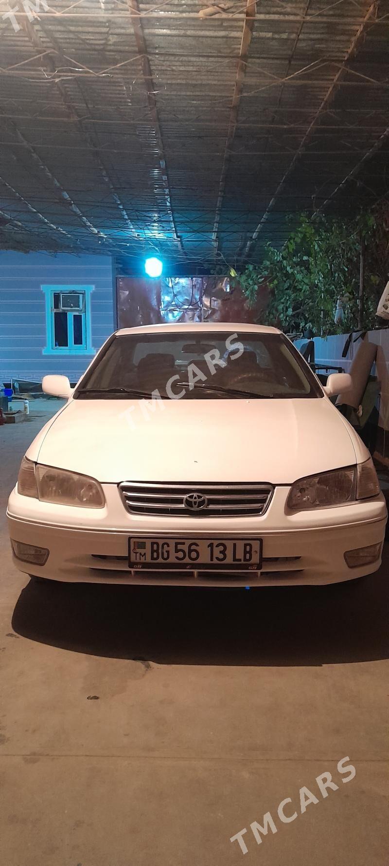 Toyota Camry 2001 - 108 000 TMT - Фарап - img 3