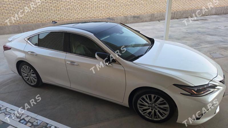 Lexus ES 350 2020 - 540 000 TMT - Серахс - img 3