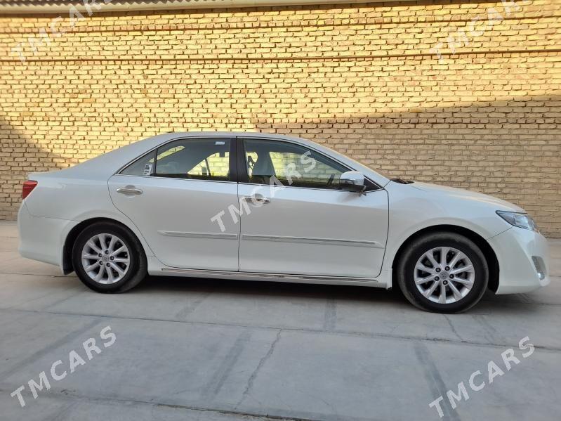 Toyota Camry 2012 - 220 000 TMT - Мары - img 7