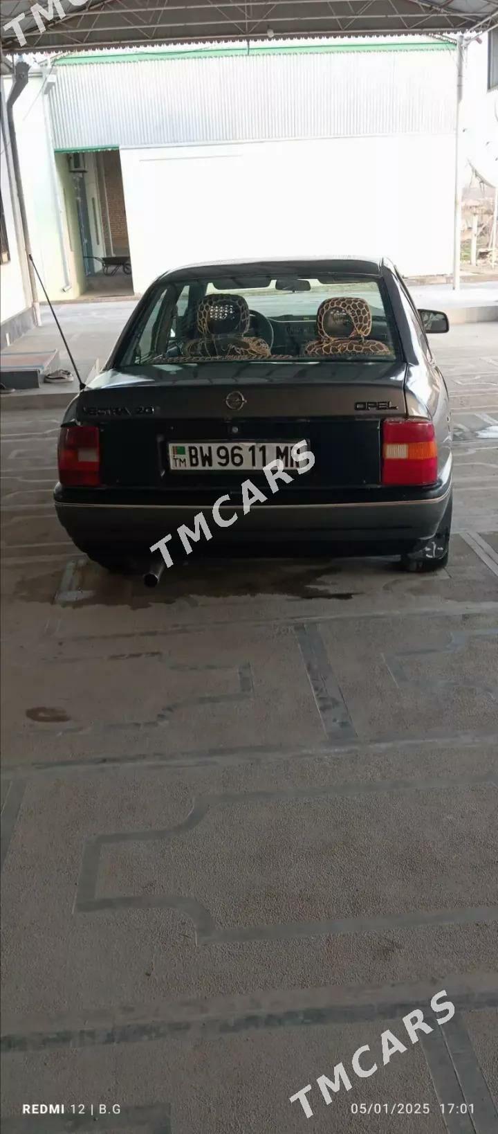 Opel Vectra 1989 - 30 000 TMT - Мургап - img 2
