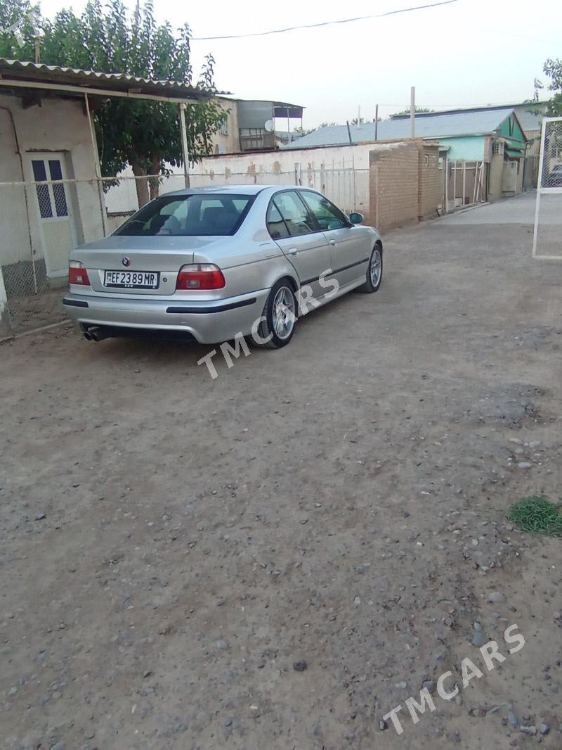 BMW E39 2000 - 170 000 TMT - Ёлётен - img 4