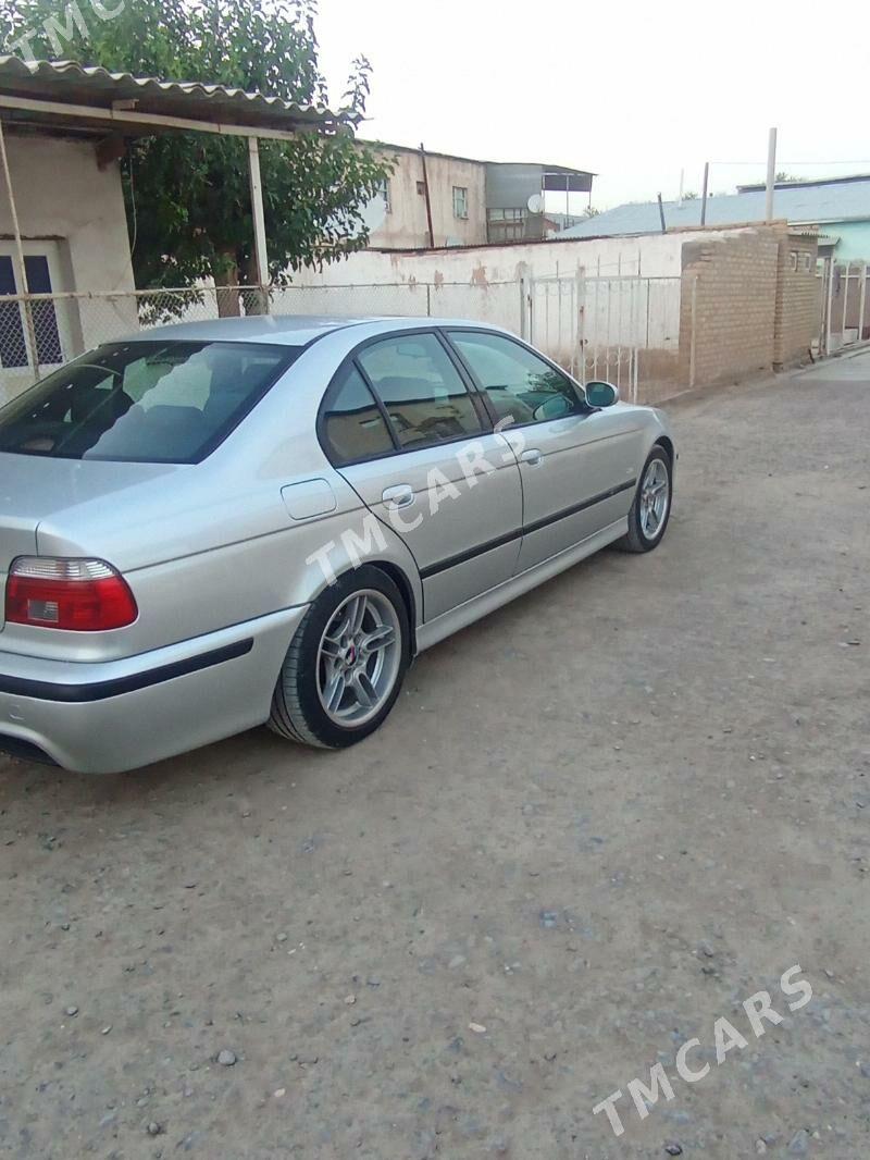 BMW E39 2000 - 170 000 TMT - Ёлётен - img 7