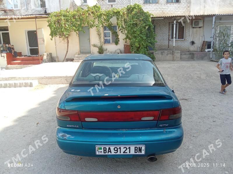 Kia Sephia 1996 - 20 000 TMT - Балканабат - img 3