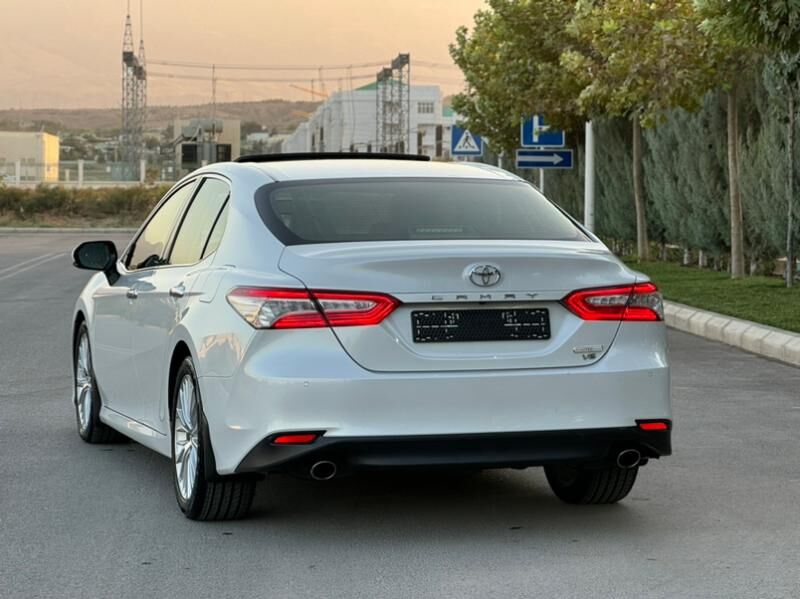 Toyota Camry 2018 - 440 000 TMT - Ашхабад - img 5