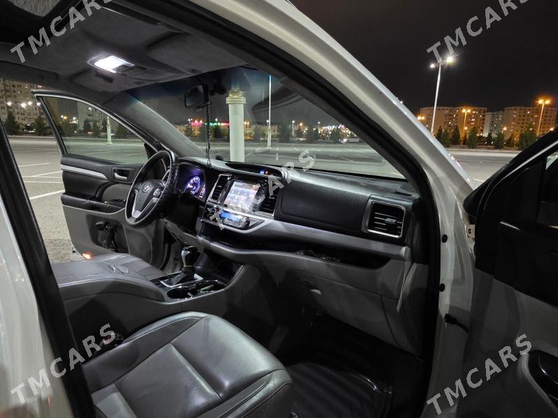 Toyota Highlander 2016 - 410 000 TMT - 9 мкр - img 4