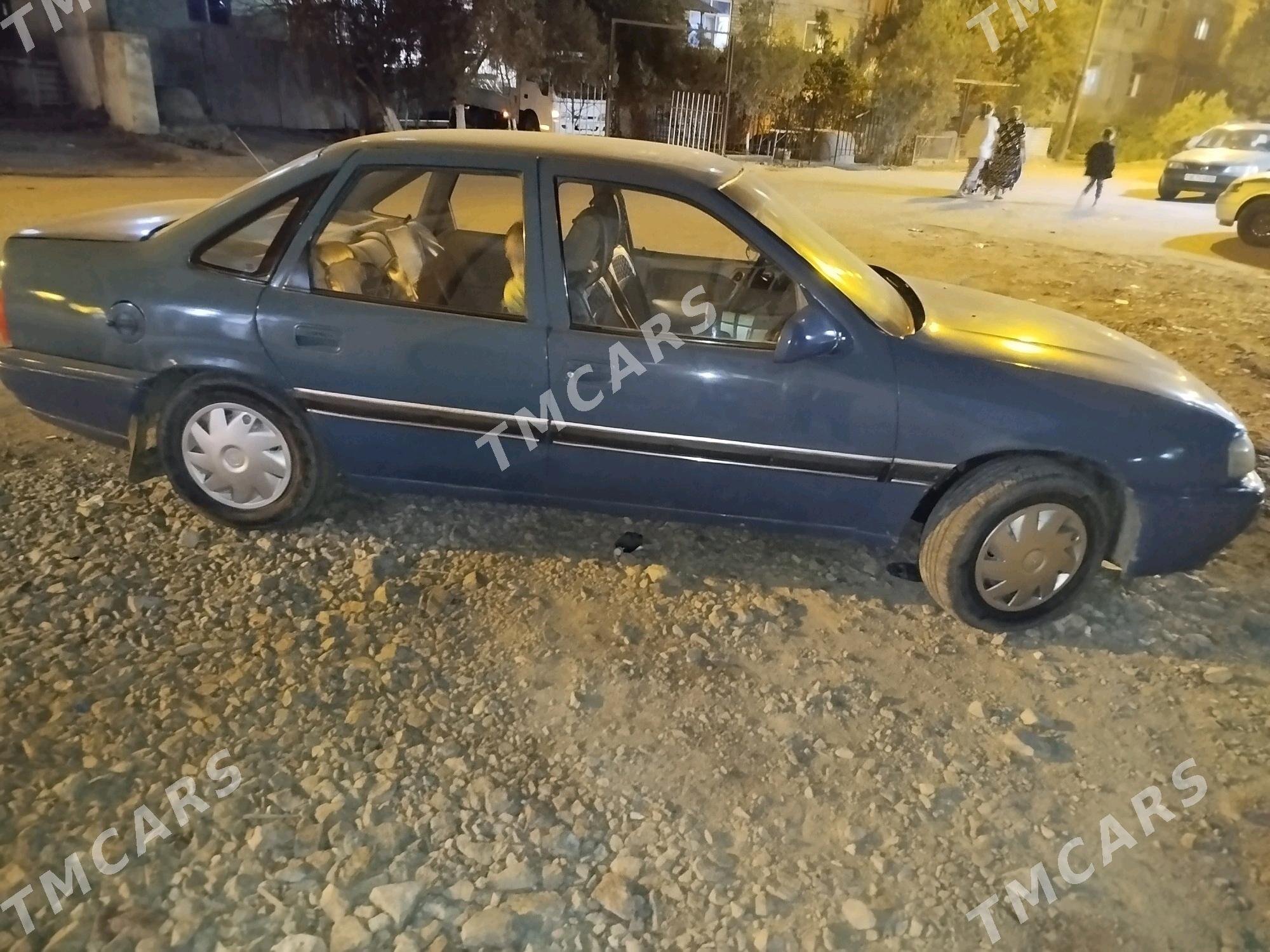 Opel Vectra 1998 - 40 000 TMT - Дашогуз - img 2