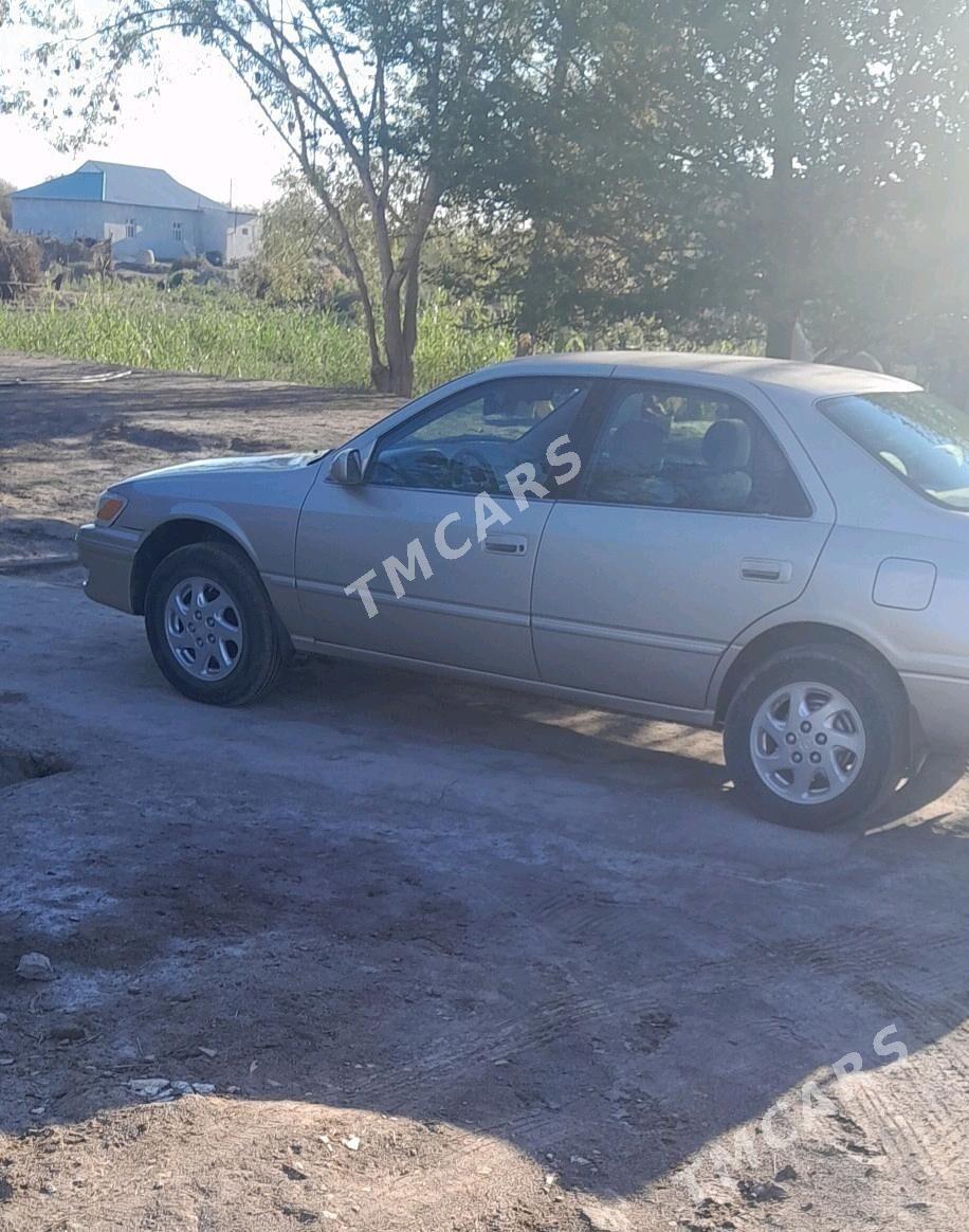 Toyota Camry 1999 - 150 000 TMT - Кёнеургенч - img 5