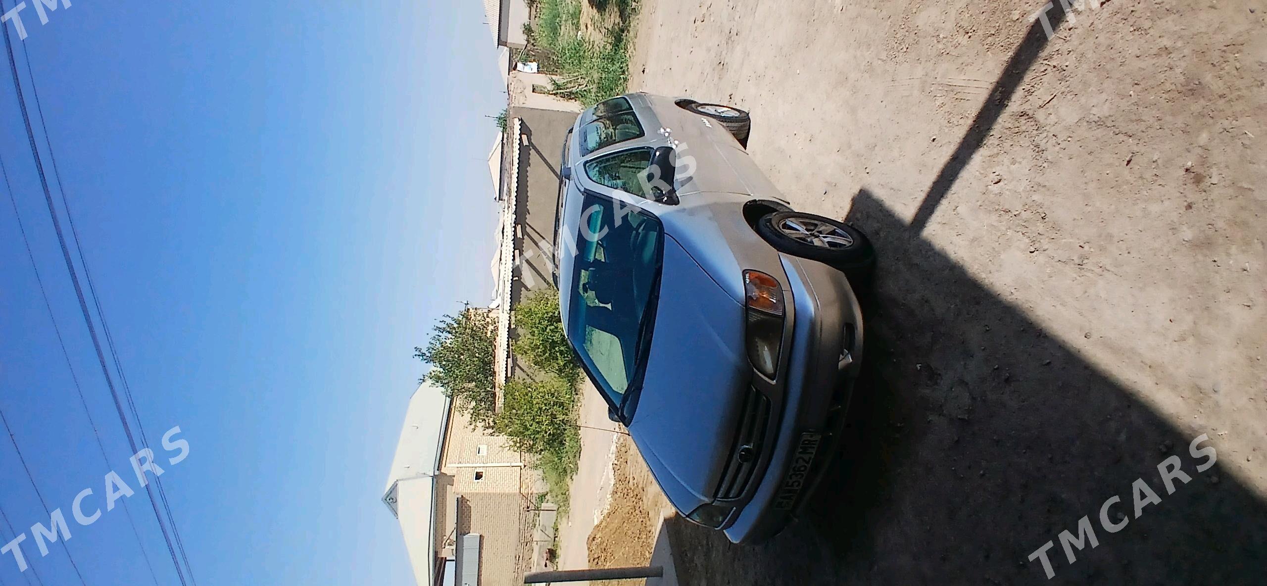Toyota Sienna 2001 - 150 000 TMT - Мары - img 5