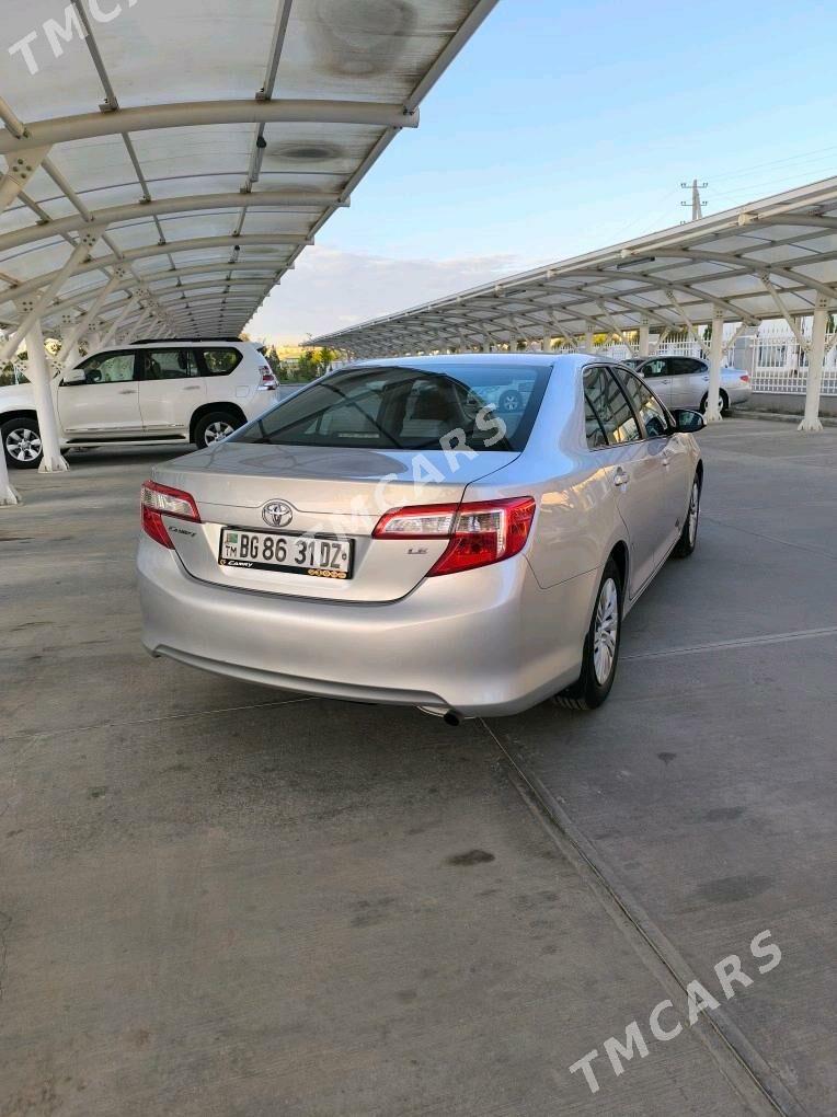 Toyota Camry 2014 - 243 000 TMT - Дашогуз - img 5