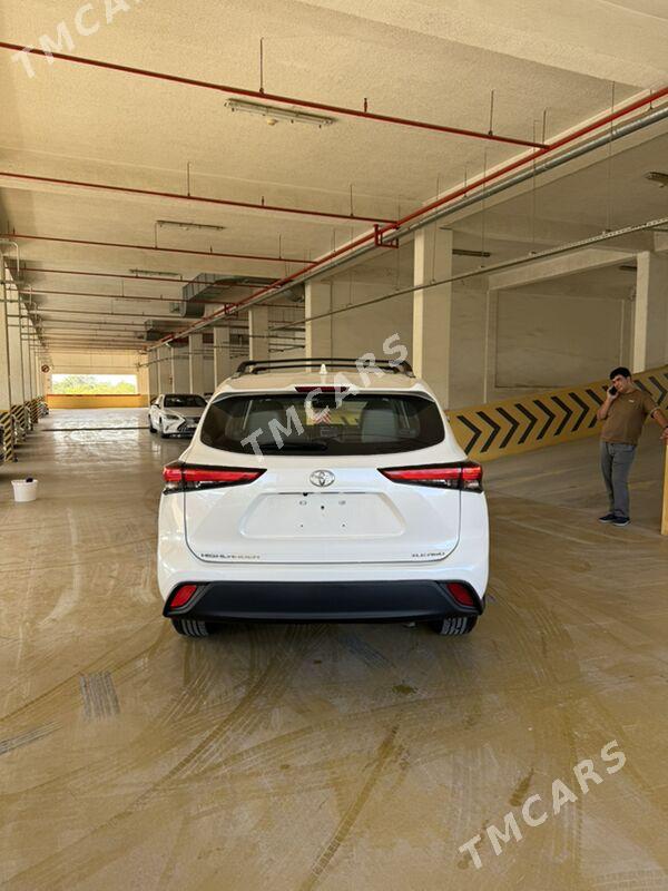Toyota Highlander 2022 - 630 400 TMT - Ашхабад - img 3