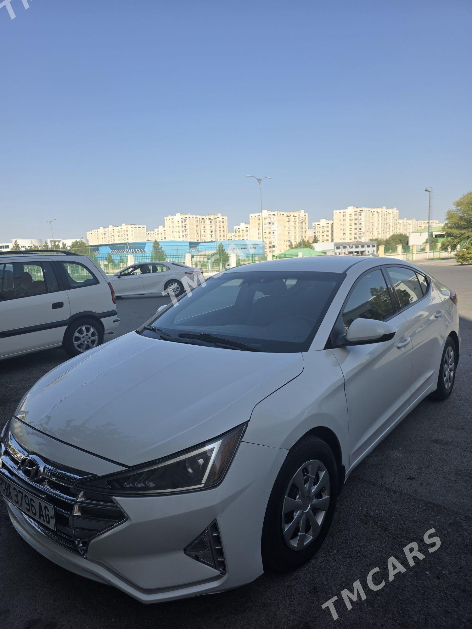 Hyundai Elantra 2019 - 205 000 TMT - Мир 2 - img 1