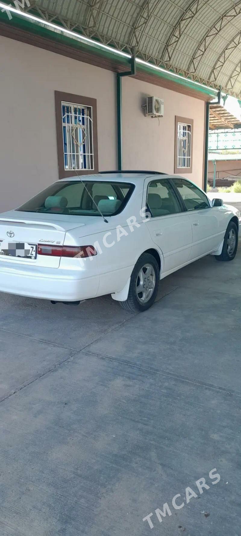 Toyota Camry 1997 - 130 000 TMT - Akdepe - img 4