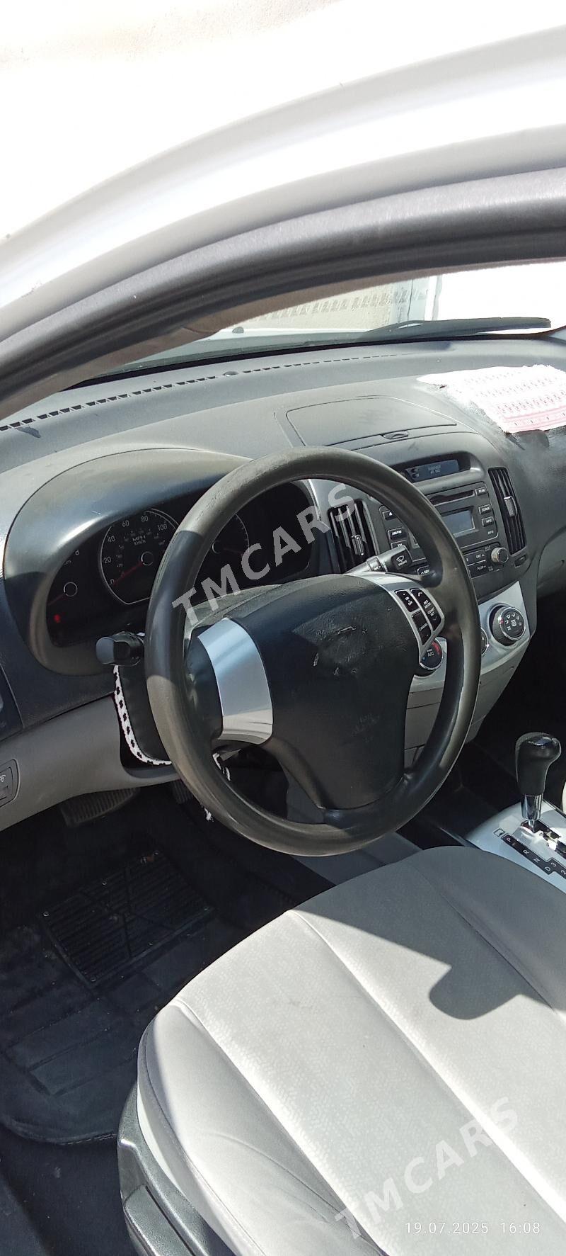 Hyundai Elantra 2010 - 92 000 TMT - Aşgabat - img 2