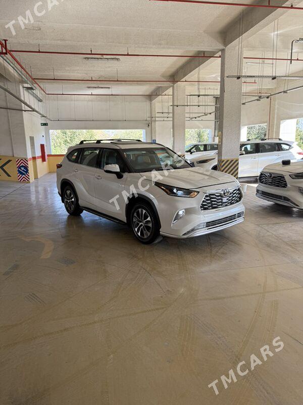 Toyota Highlander 2022 - 575 200 TMT - Ашхабад - img 4