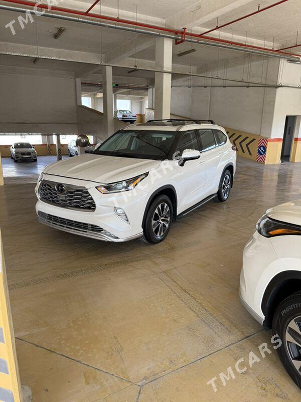 Toyota Highlander 2022 - 575 200 TMT - Ашхабад - img 2