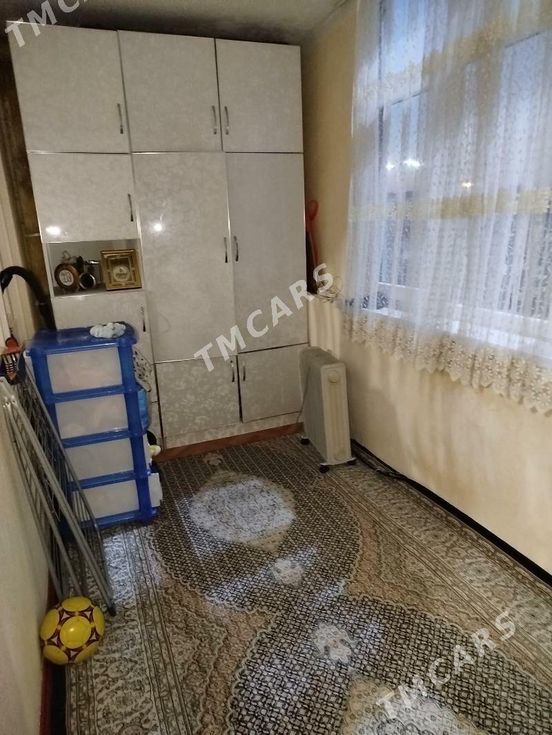 11 мкр 4/2 этаж 2 ком - 11 мкр - img 6