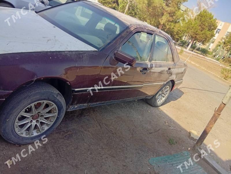 Mercedes-Benz C-Class 1994 - 22 000 TMT - Türkmenabat - img 2