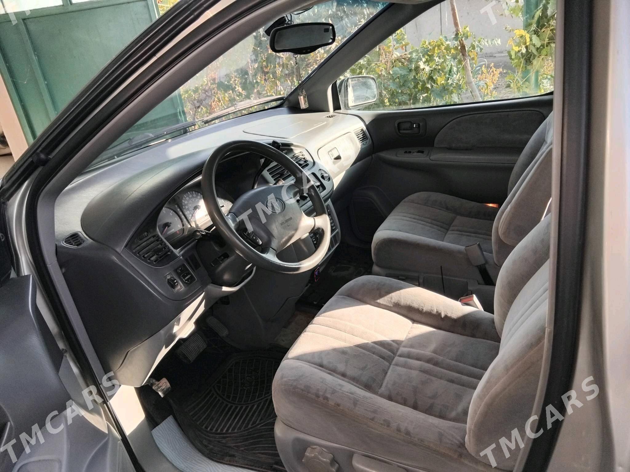 Toyota Sienna 2002 - 170 000 TMT - Şabat etr. - img 3