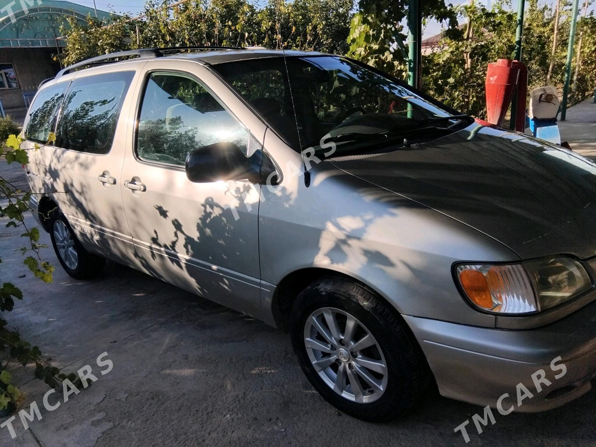 Toyota Sienna 2002 - 170 000 TMT - Şabat etr. - img 7