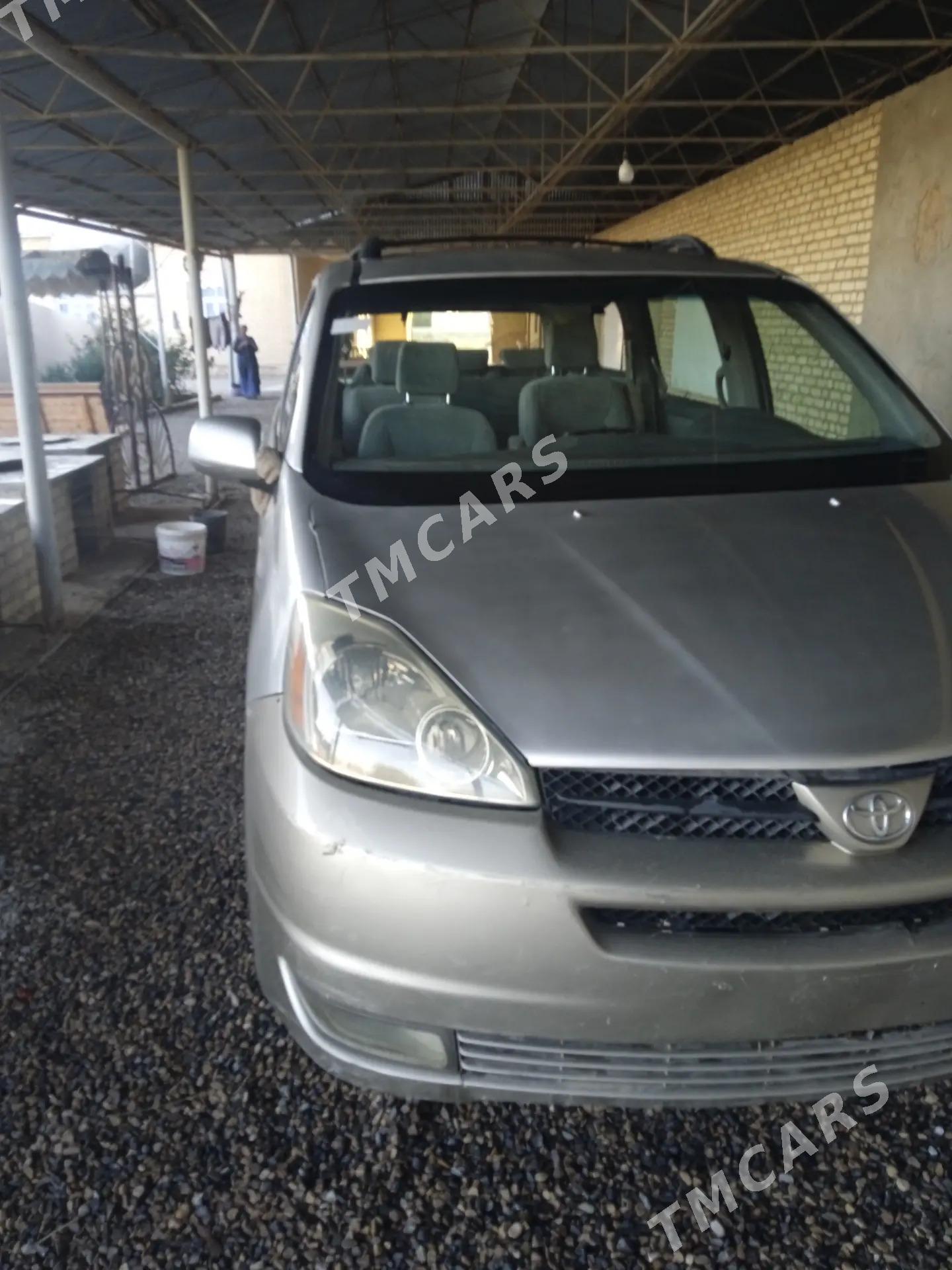 Toyota Sienna 2006 - 146 000 TMT - Мургап - img 2
