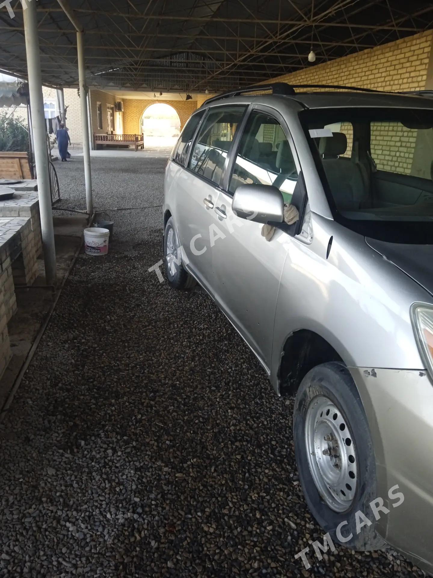 Toyota Sienna 2006 - 146 000 TMT - Мургап - img 4