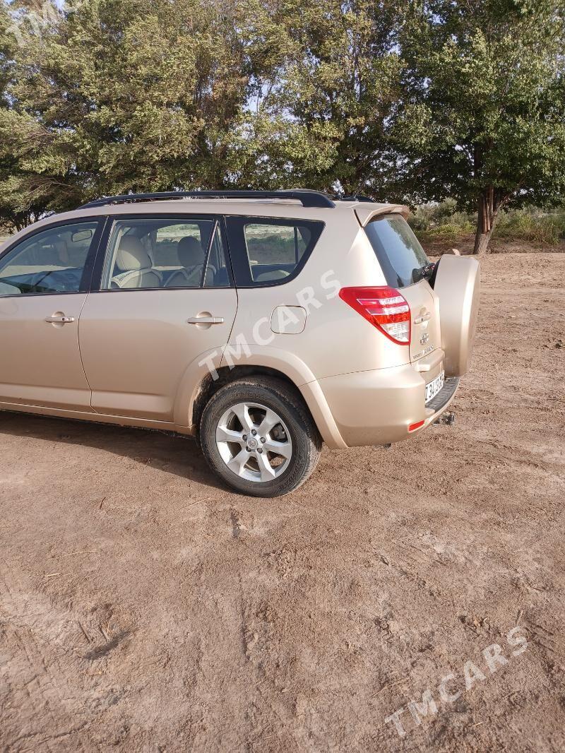 Toyota RAV4 2010 - 210 000 TMT - Ruhubelent etraby - img 7