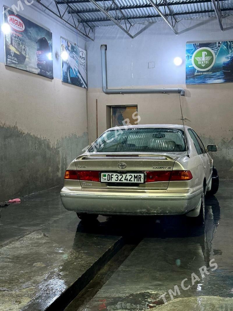 Toyota Camry 2001 - 186 000 TMT - Мары - img 9