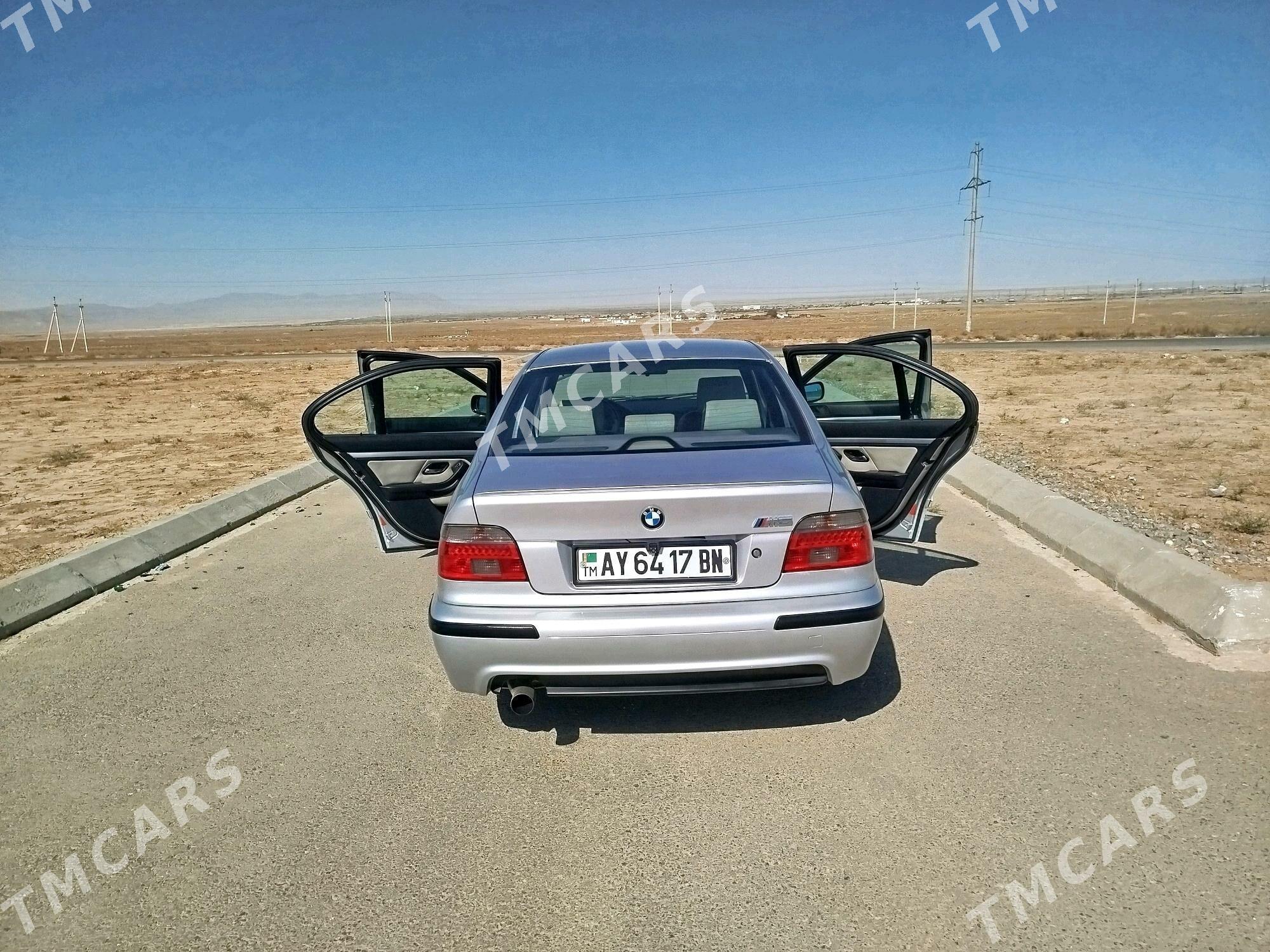 BMW E39 2000 - 125 000 TMT - Gyzylarbat - img 4