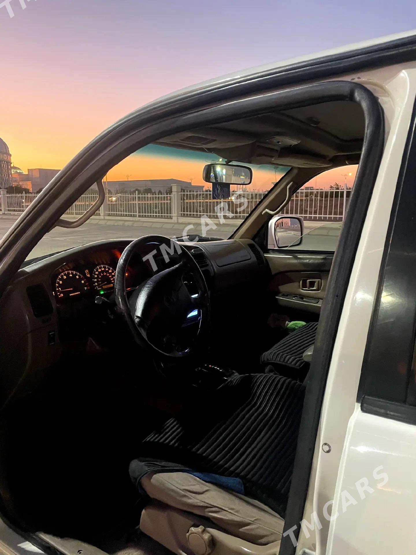 Toyota 4Runner 2002 - 180 000 TMT - Türkmenabat - img 4