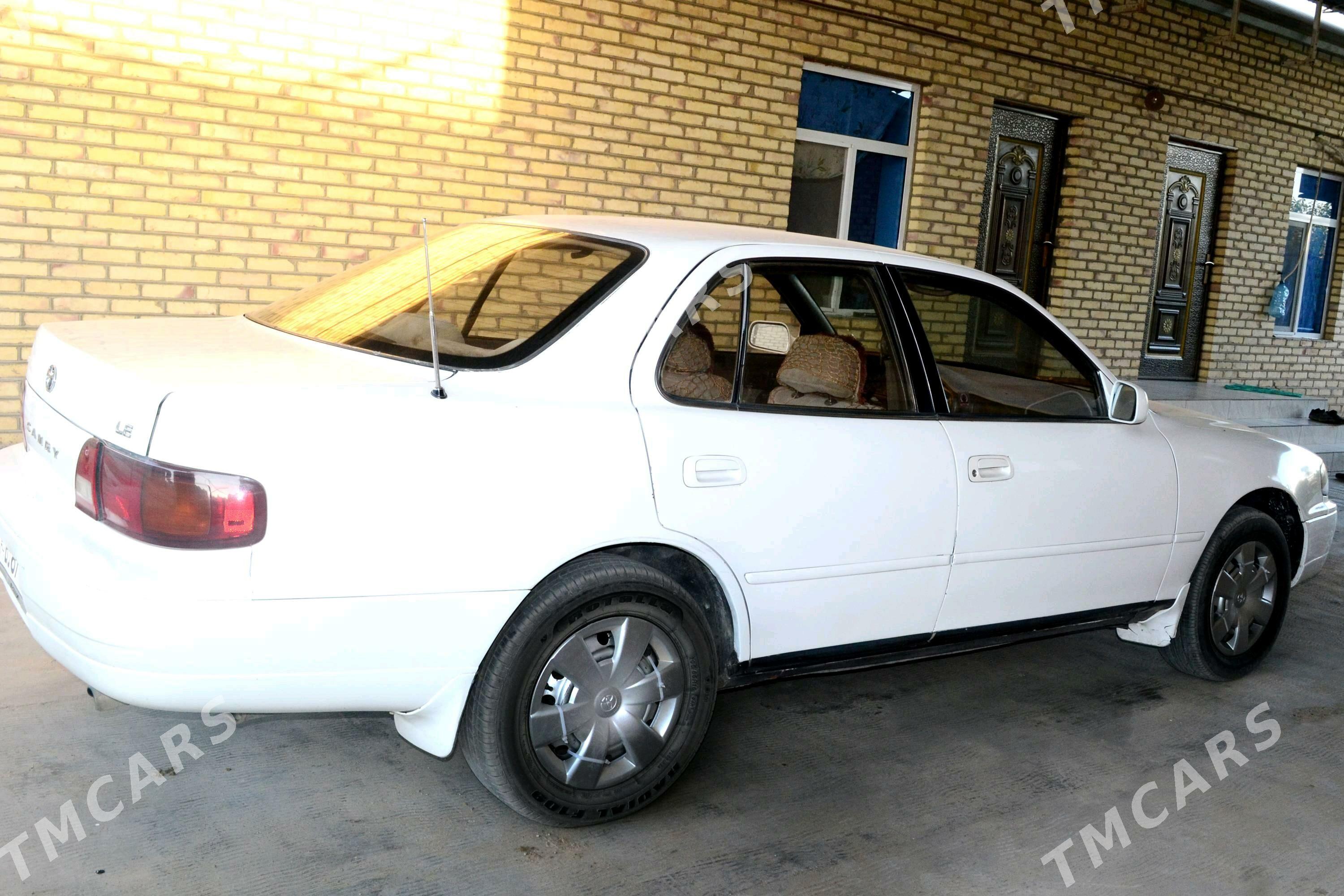 Toyota Camry 1995 - 75 000 TMT - Мары - img 2